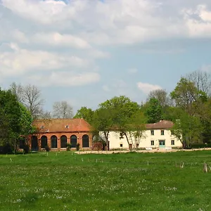 chateau-du-bourg.hotels-rhonealpes.com/